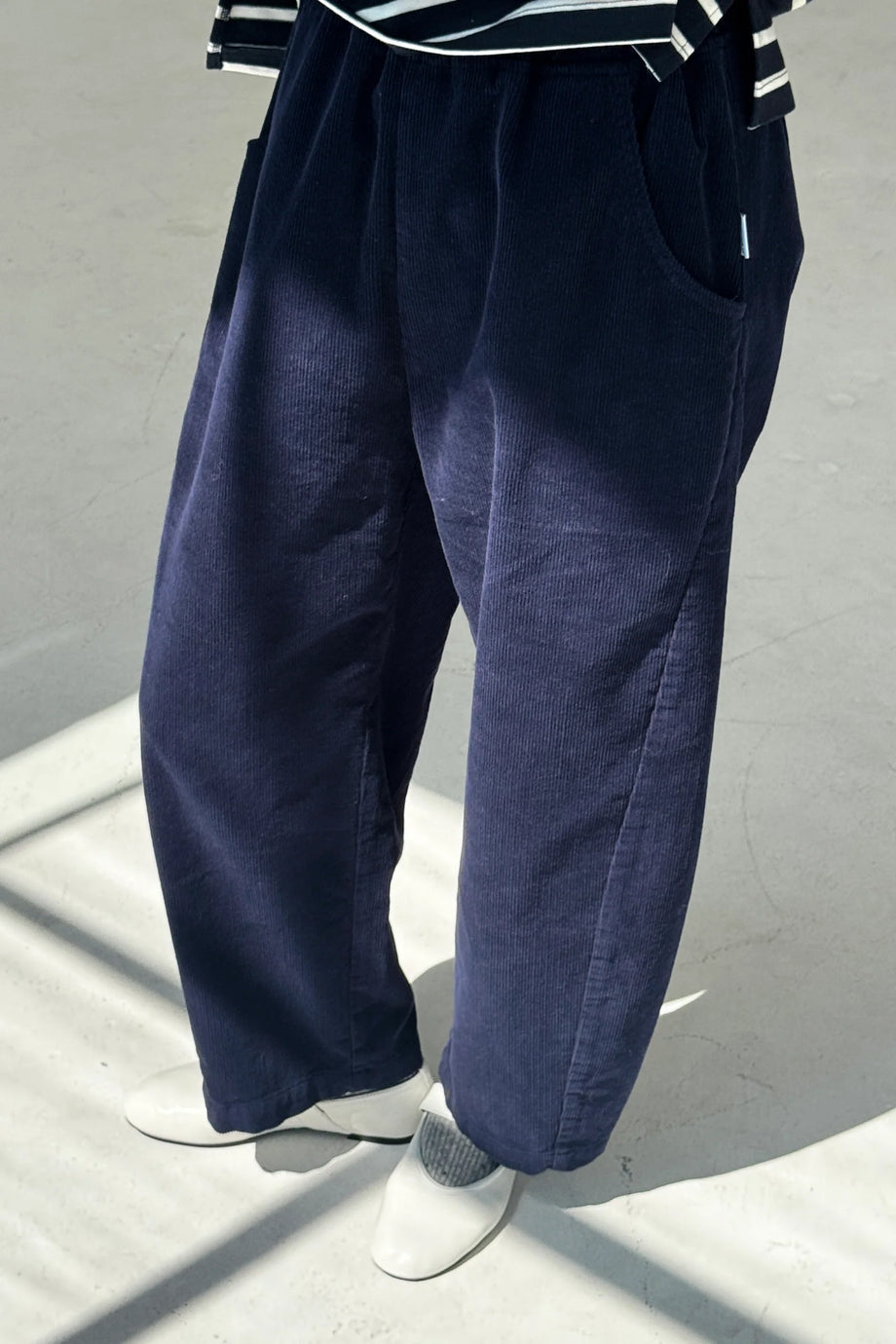 Corduroy Arc Pants Navy – Fox + Feather
